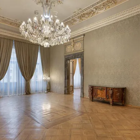 Kaiserstein Palace * Prague