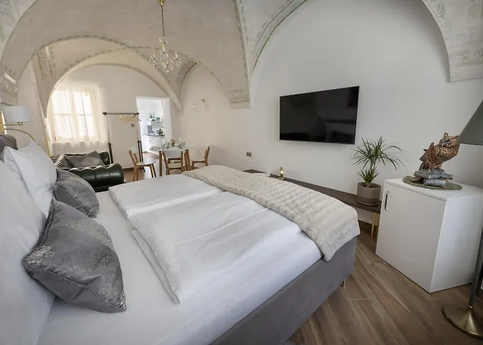 Apartment Kaiserstein Palace